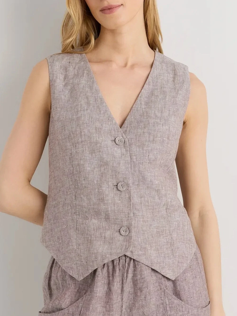Quince Linen-Blend Button Vest